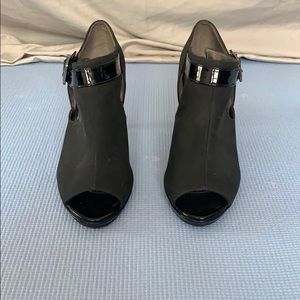 Life striele black heels